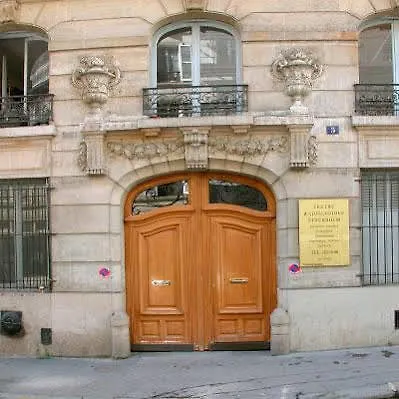Bridgestreet Opera Montmartre Hotel