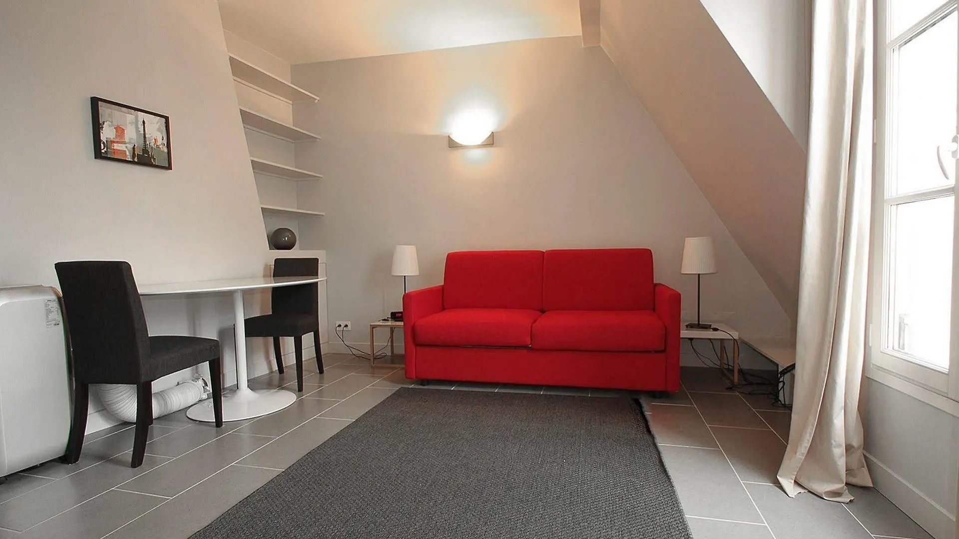 Bridgestreet Opera Montmartre Hotel 4*